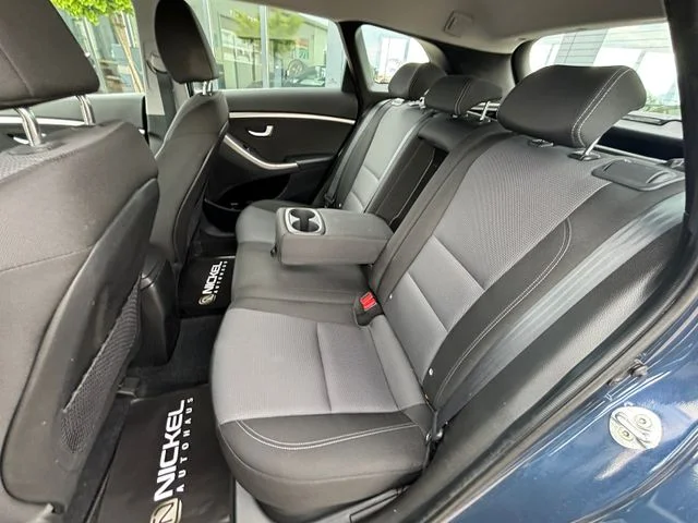 Hyundai i30 – 30