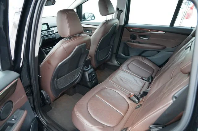 BMW 216 Gran Tourer – 8