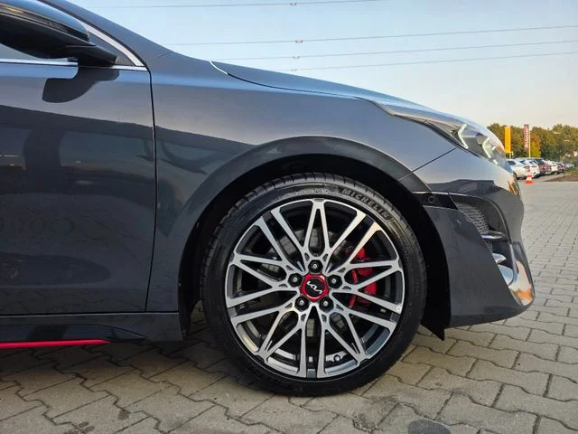 Kia pro cee'd / ProCeed – 13