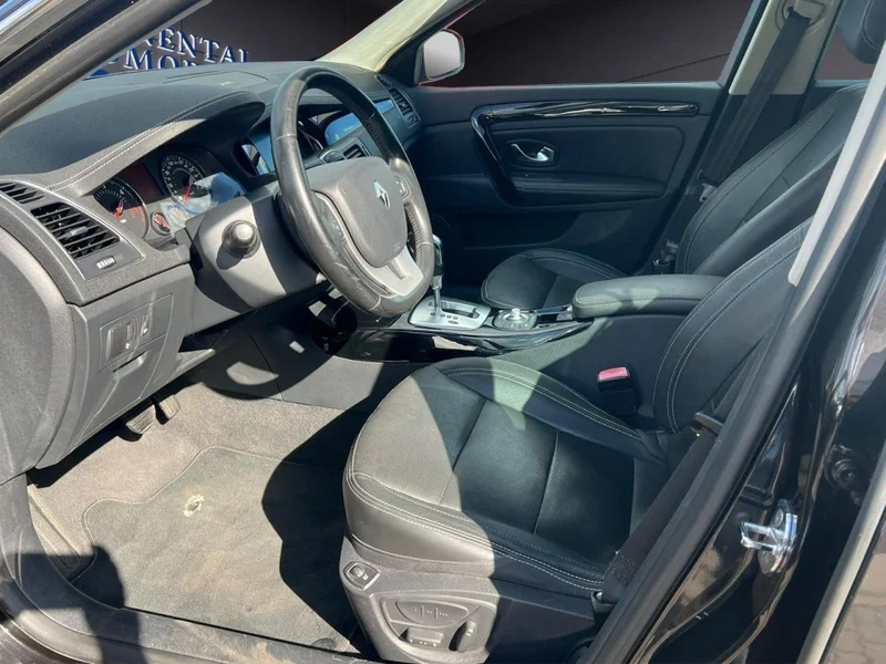 Renault Laguna – 9