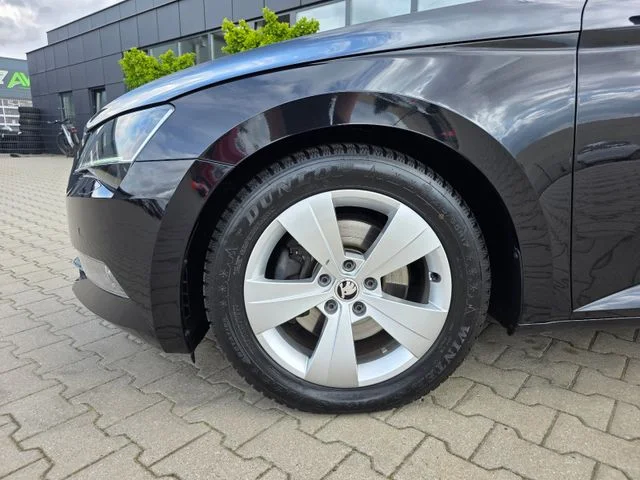 Škoda Superb – 9