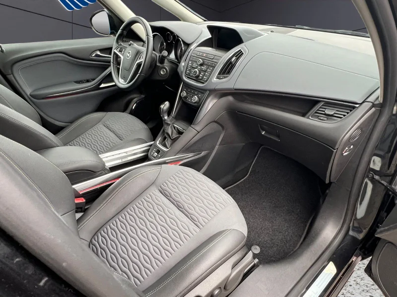 Opel Zafira – 17