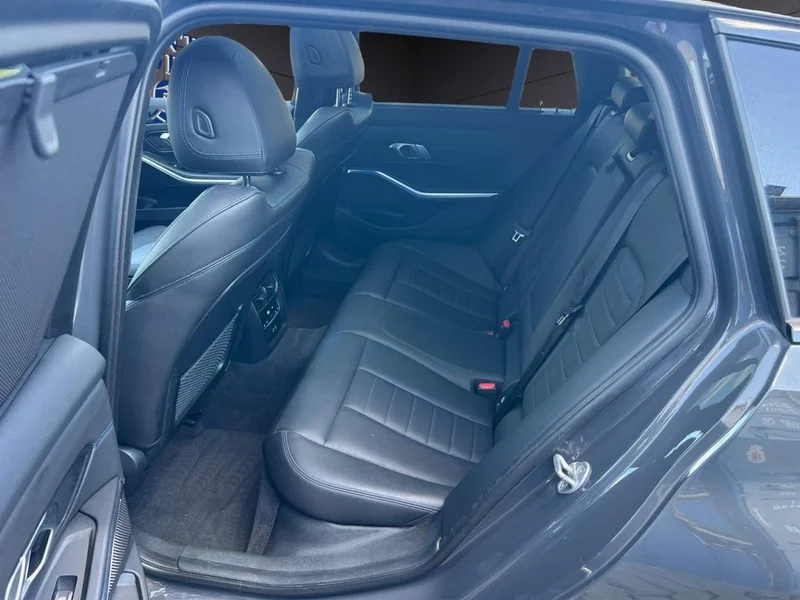 BMW 318 – 13