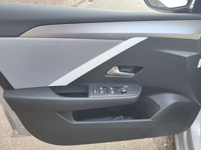 Opel Astra ST 1.2 Turbo Edition EU – 11