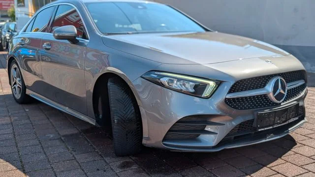 MERCEDES-BENZ A 200 – 7