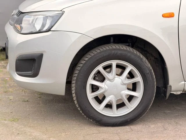 Lada Kalina – 12