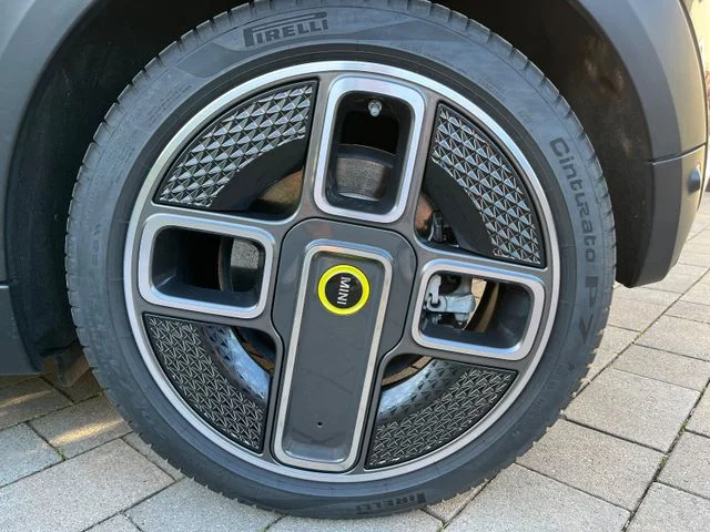 Mini COOPER SE – 10