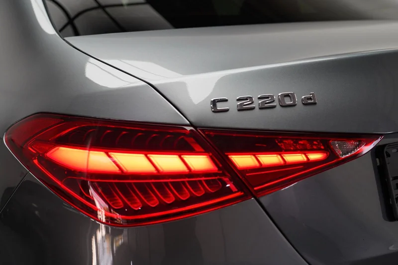 Mercedes-Benz C 220 – 9