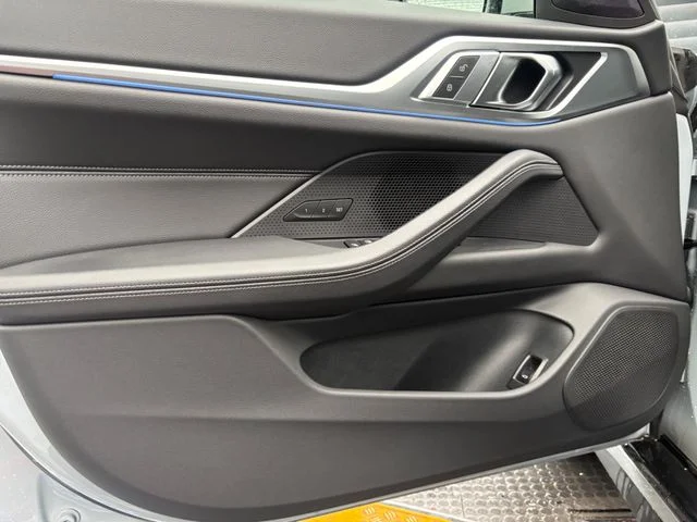 BMW i4 – 19