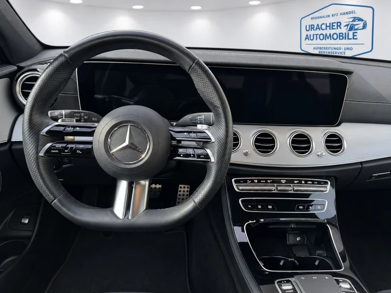 Mercedes-Benz E 300 – 17