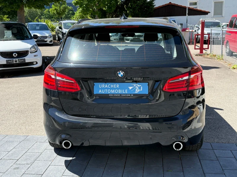 BMW 218 – 7
