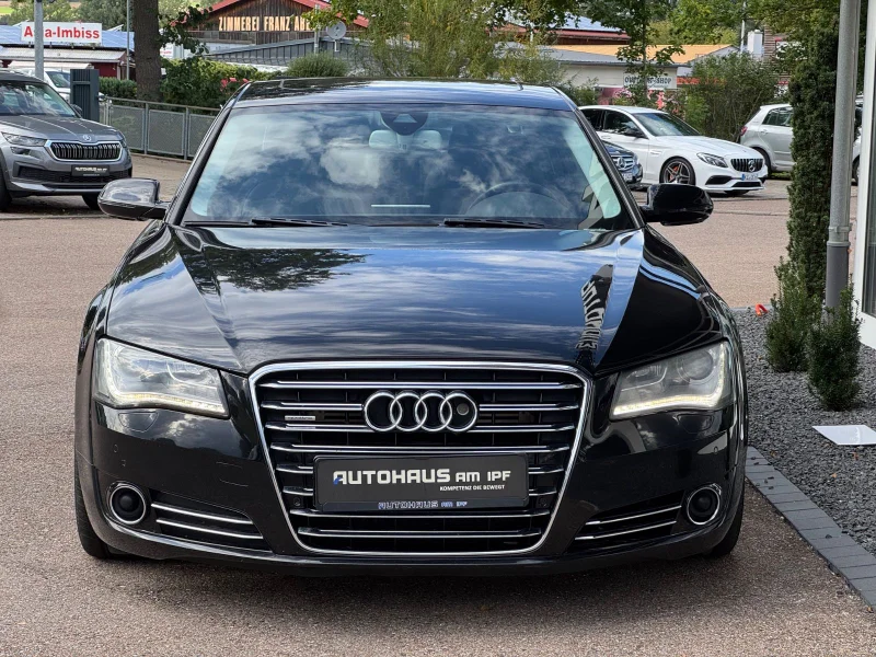 Audi A8 – 9