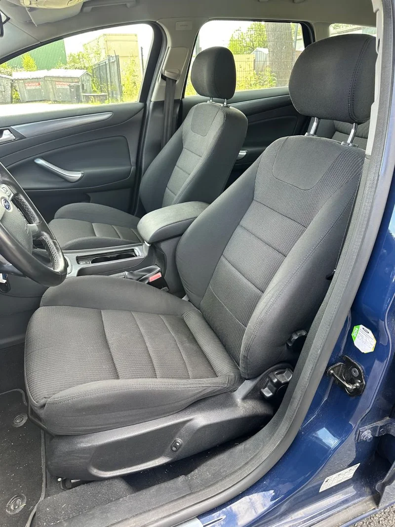 Ford Mondeo – 13