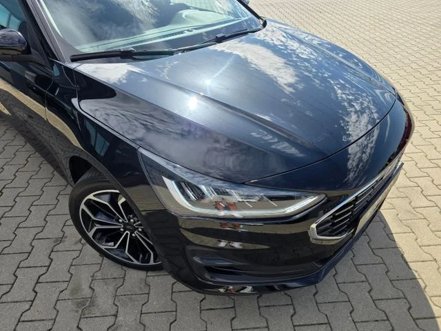 Ford Focus – 11
