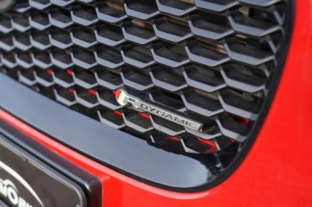 JAGUAR E-Pace – 7