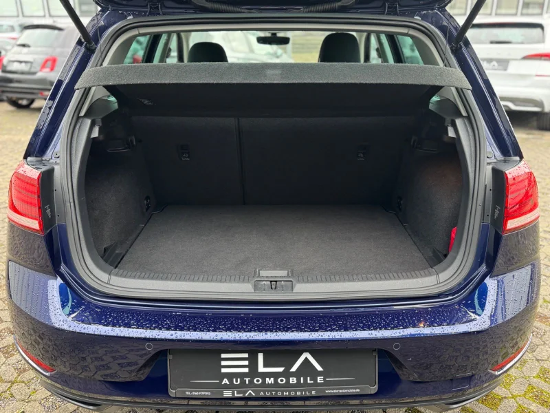 Volkswagen Golf – 11