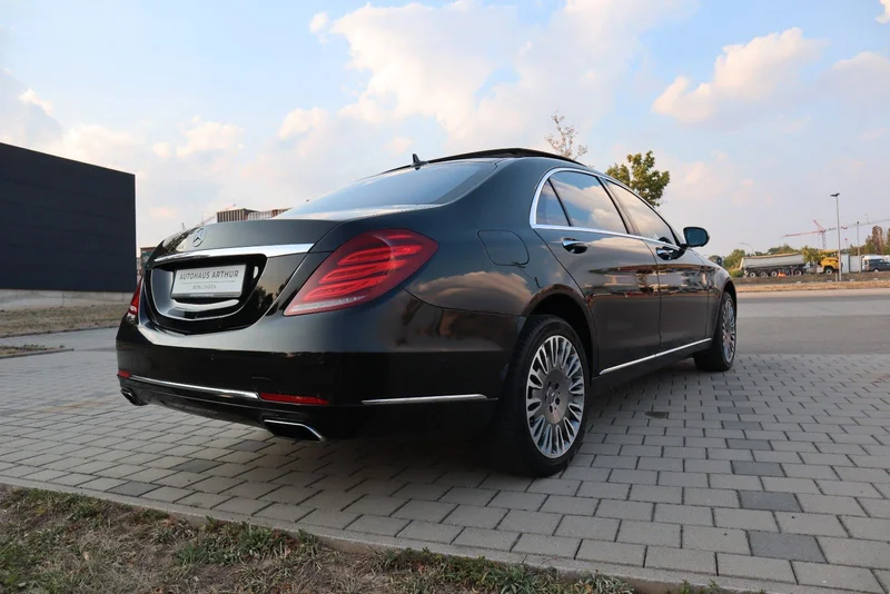 Mercedes-Benz S 600 – 7