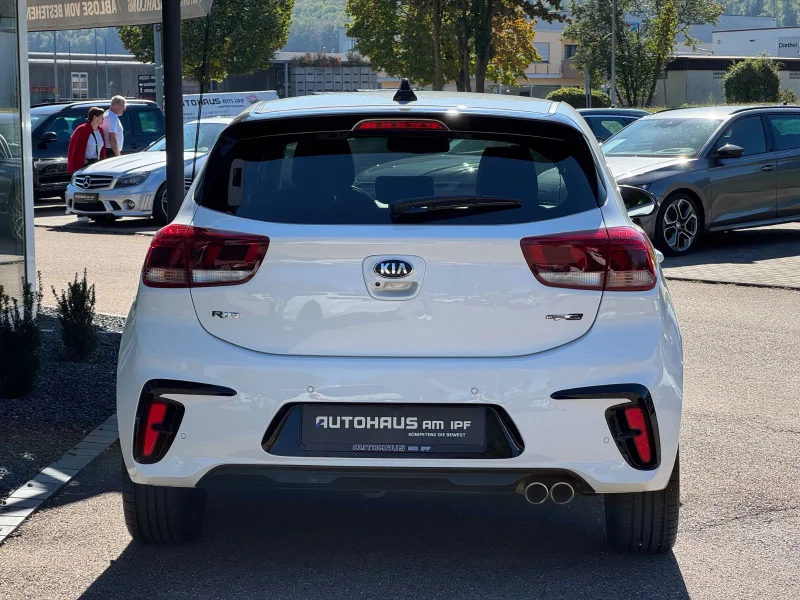 Kia Rio – 9