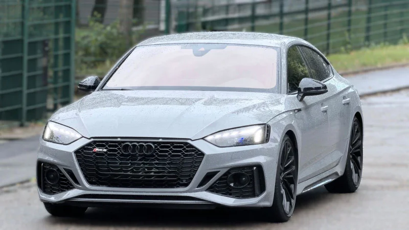 Audi RS5 – 8