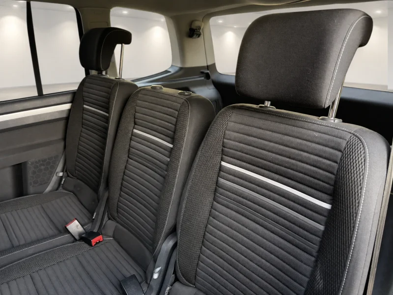Volkswagen Touran – 12