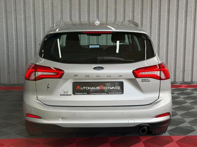 Ford Focus – 6