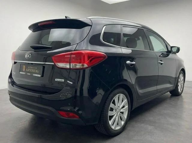 Kia Carens – 5