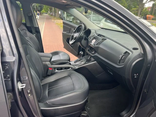 Kia Sportage – 11
