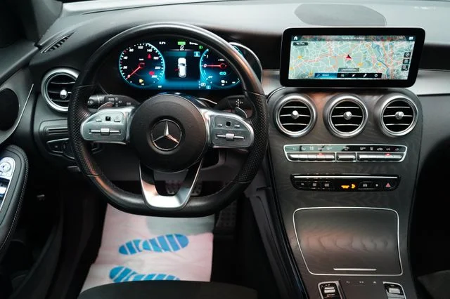 MERCEDES-BENZ GLC 300 – 17