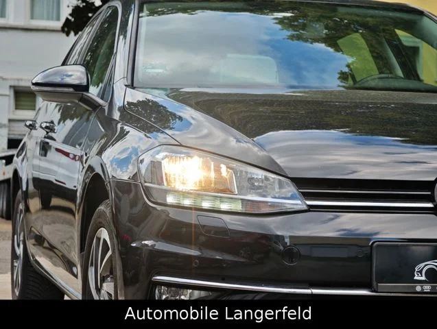 Volkswagen Golf – 3