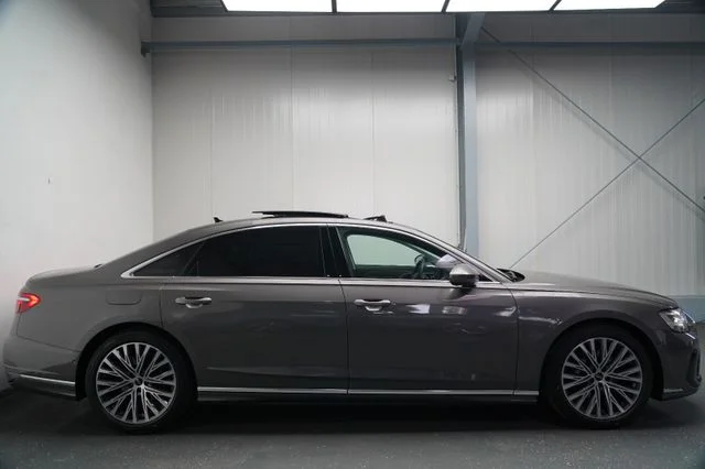 AUDI A8 – 4