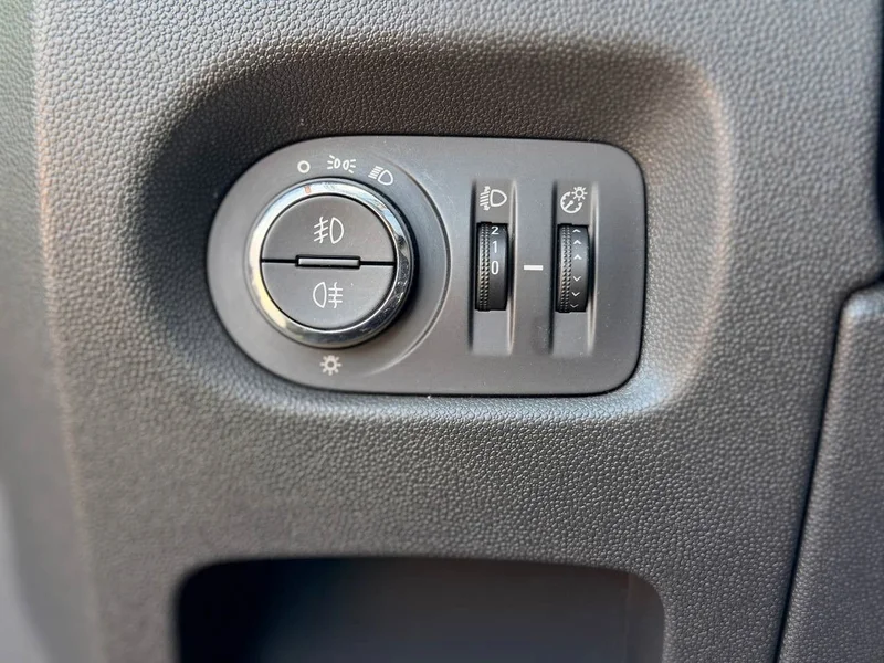 Opel Corsa D (2006-2014) – 26