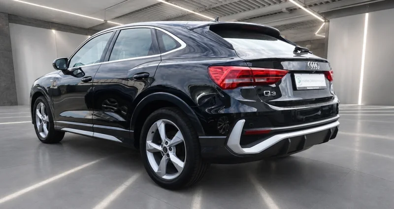Audi Q3 – 10