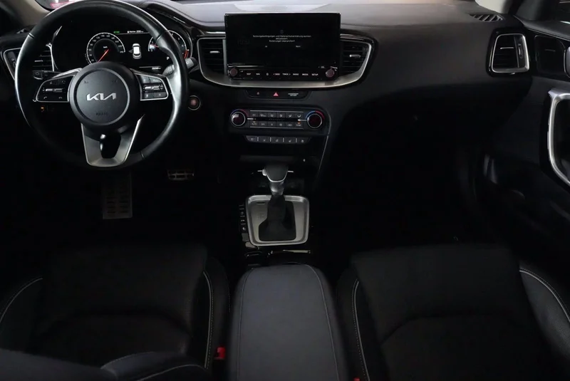 Kia XCeed – 14