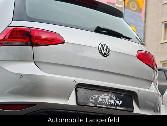 Volkswagen Golf – 14