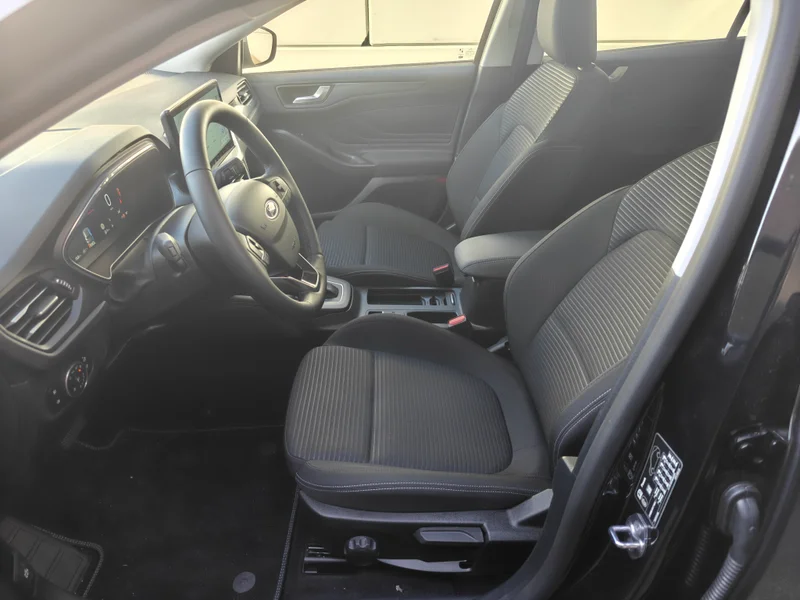 Ford Focus Turnier Active X 1.0 7AT – 12