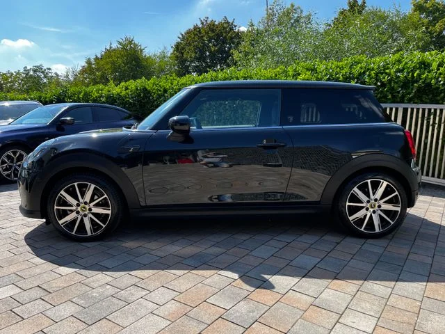 Mini COOPER SE – 4