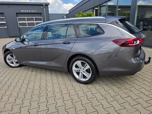 Opel Insignia – 9