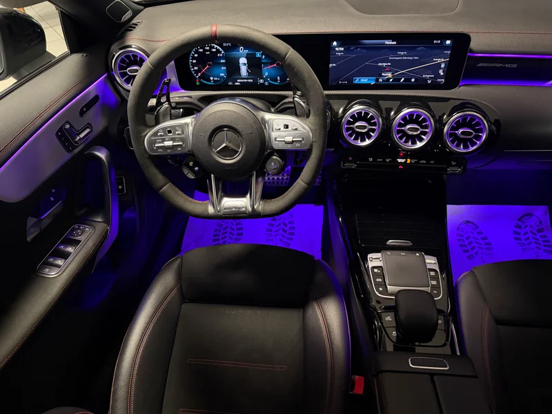 Mercedes-Benz CLA 45 AMG – 17