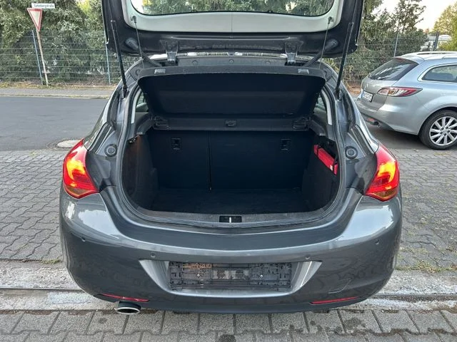 Opel Astra – 7