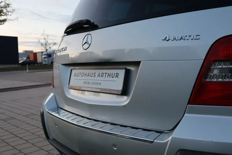 Mercedes-Benz GLK 320 – 5