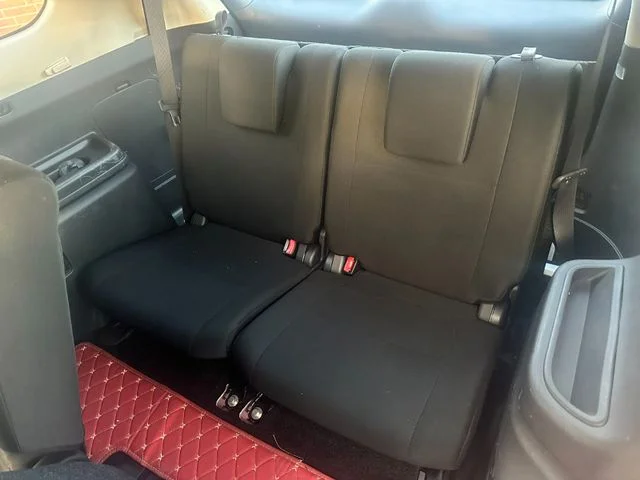 MITSUBISHI Outlander – 12