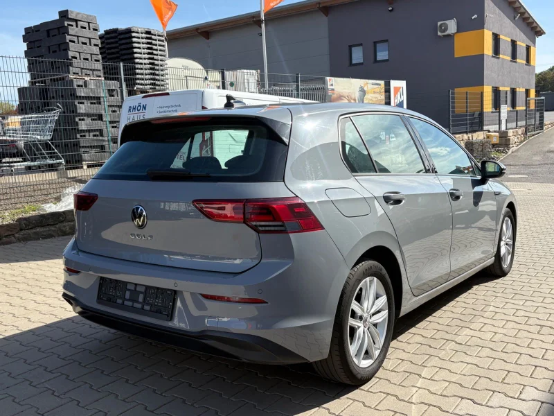 Volkswagen Golf – 3