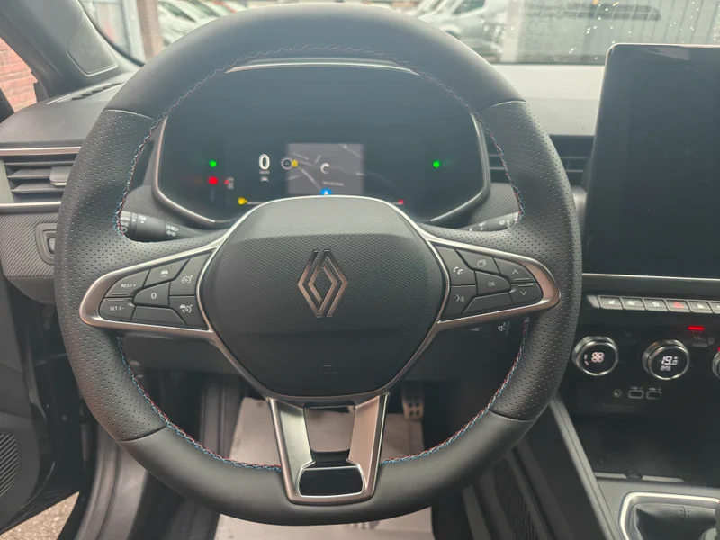 Renault Clio TCe 90 Esprit Alpine – 8