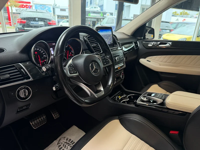Mercedes-Benz GLE 43 AMG – 24