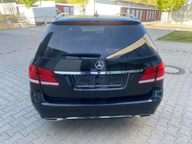 MERCEDES-BENZ E 250 – 12