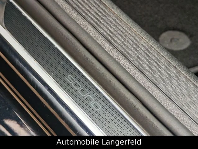 Volkswagen Golf – 30