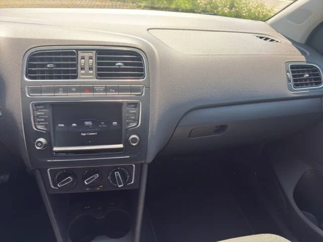 VW Polo – 15