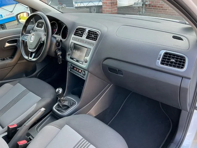 Volkswagen Polo – 23