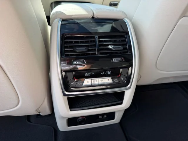 BMW X7 – 22