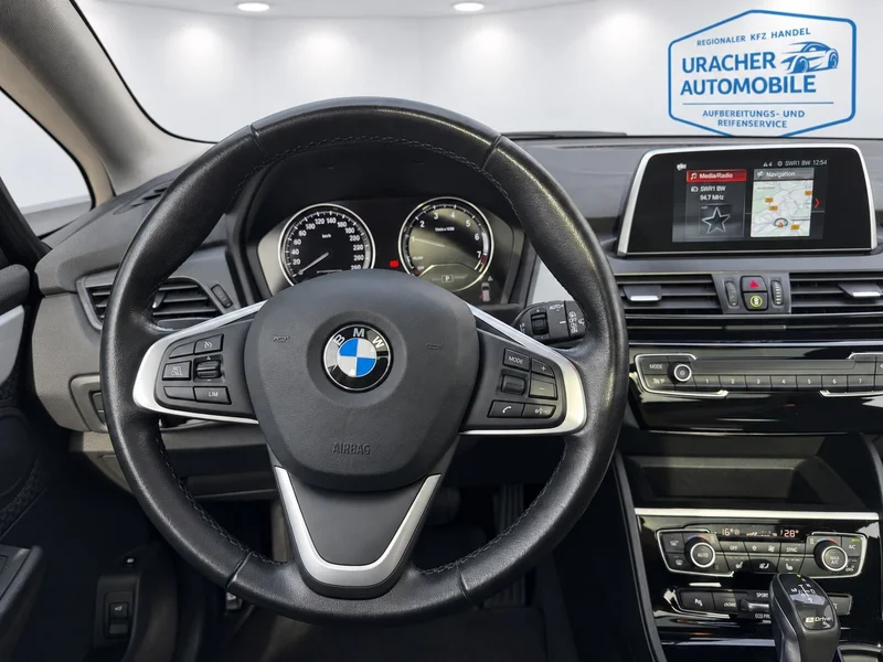 BMW 225 – 13